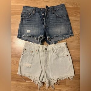 2 levis shorts size 25
